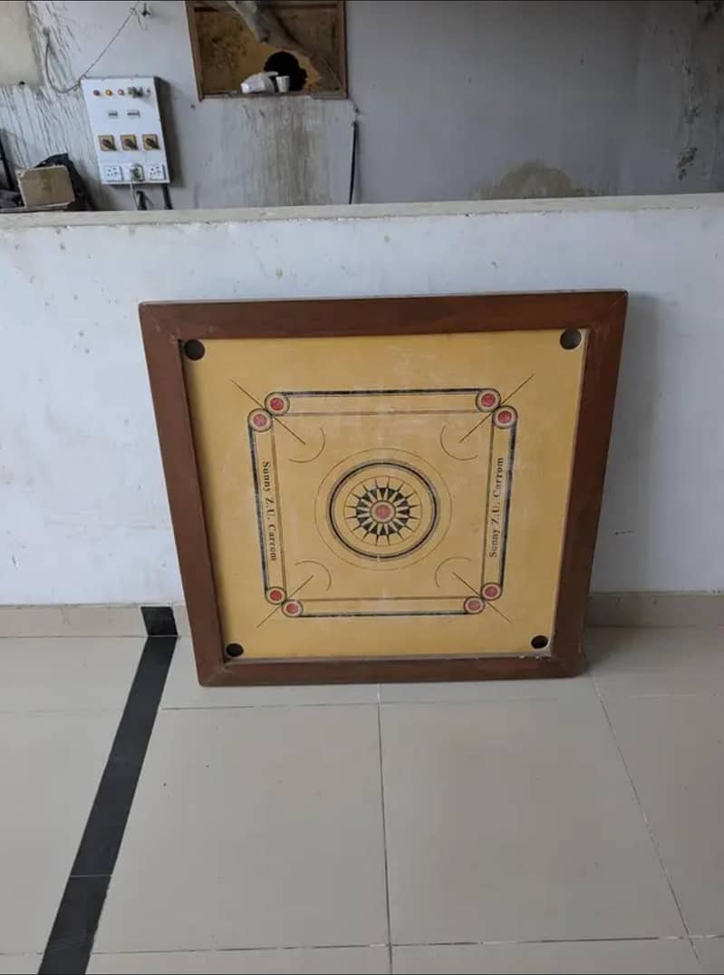 caroom board 0