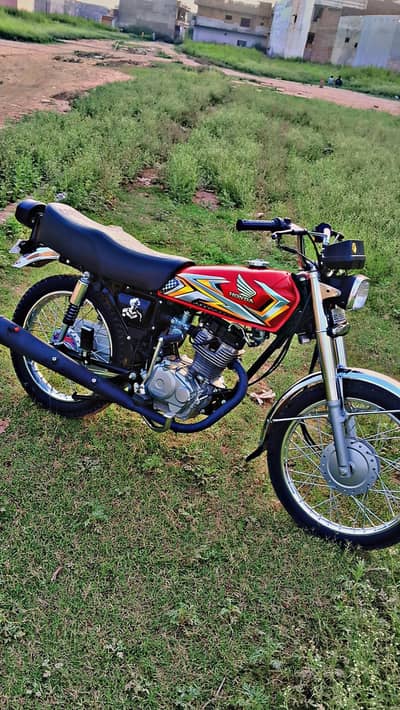 CG 125 2K25 MODEL 12000KM DRIVEN FRESH LOOK demand210000