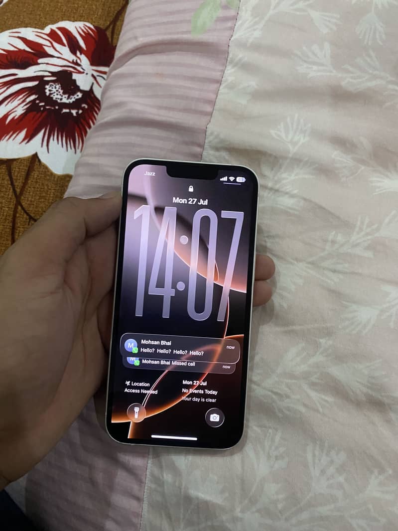 iPhone 13 5