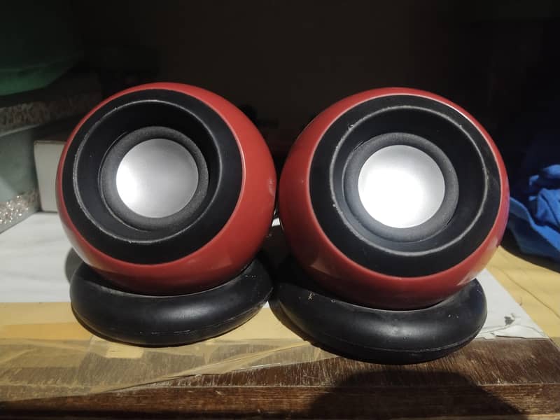 speakera 0