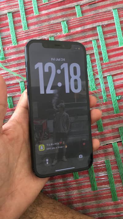 Apple iPhone 12