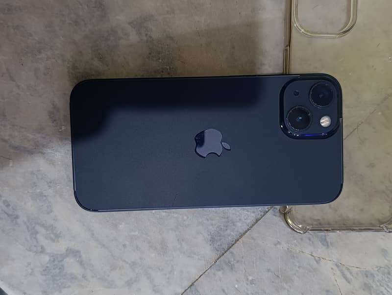Apple iPhone 13 3