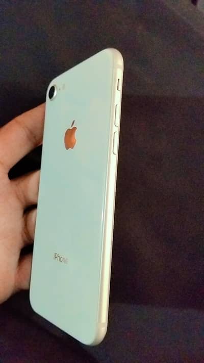 I'm saling my I phone 8. pta approved 64gb