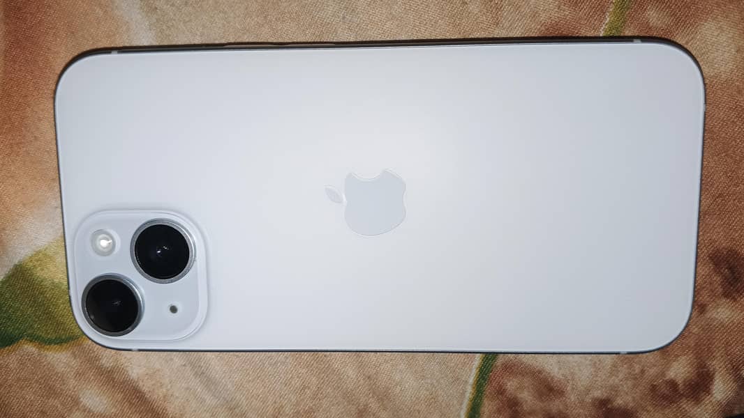 Apple iPhone 15 0