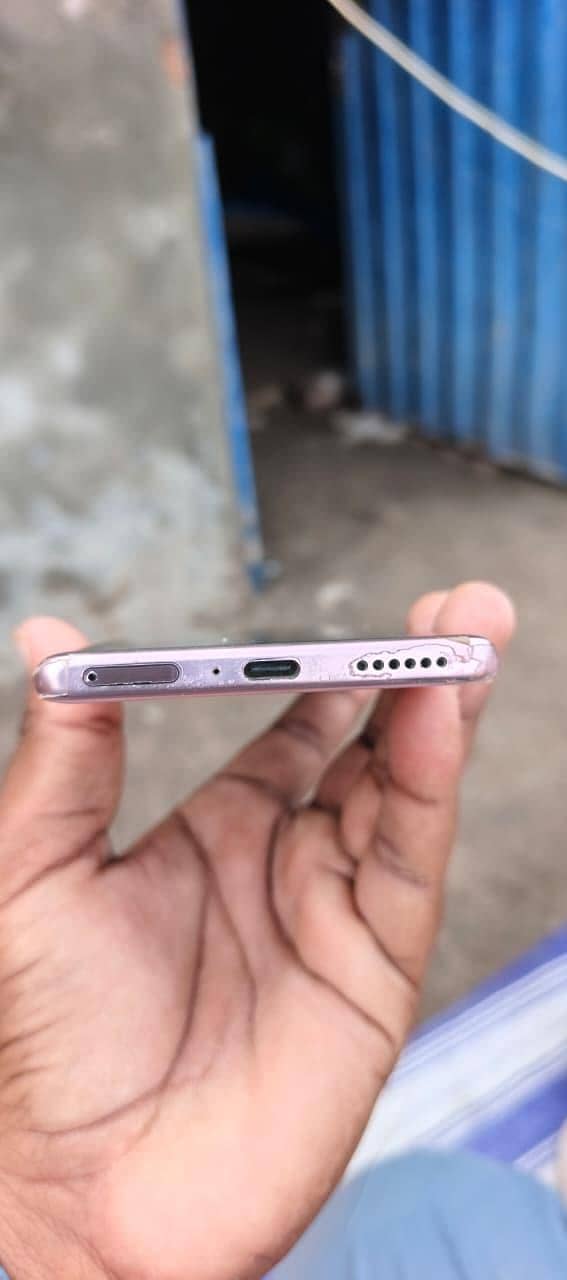 Infinix Zero 40 4