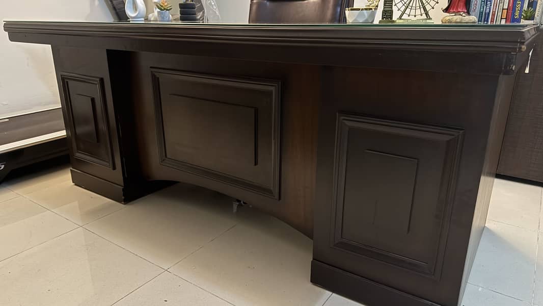 Executive Office Table 1