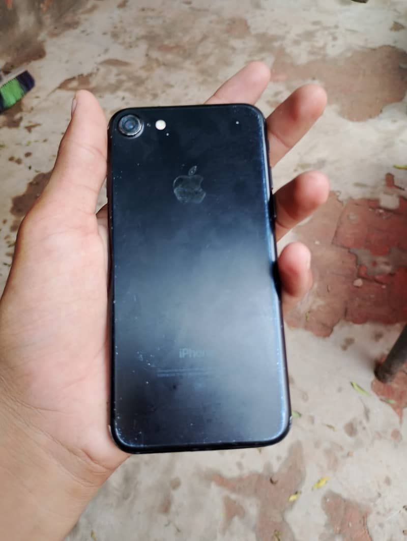 Apple iPhone 7 4