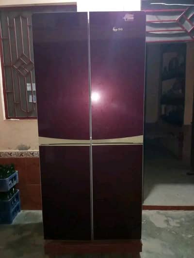 4 door fridge