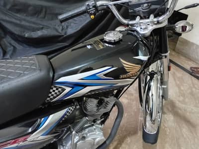 Honda CG 125 2025