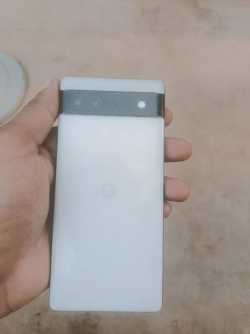 Google Pixel 6a 1