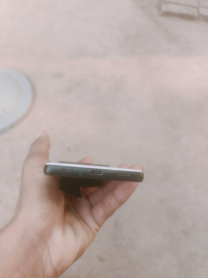 Google Pixel 6a 3