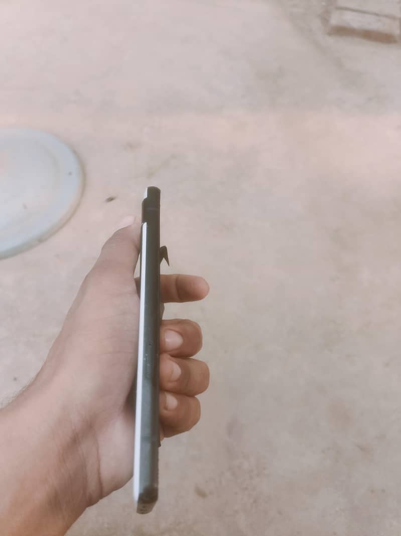 Google Pixel 6a 4