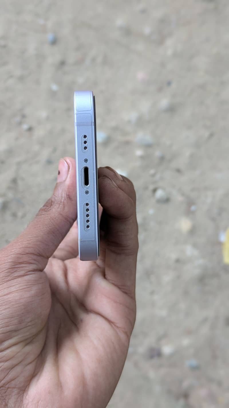 Apple iPhone 14 0