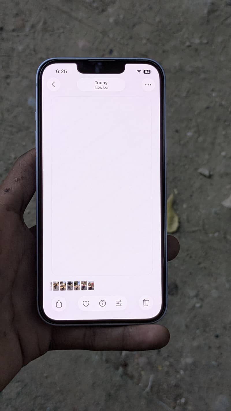 Apple iPhone 14 3