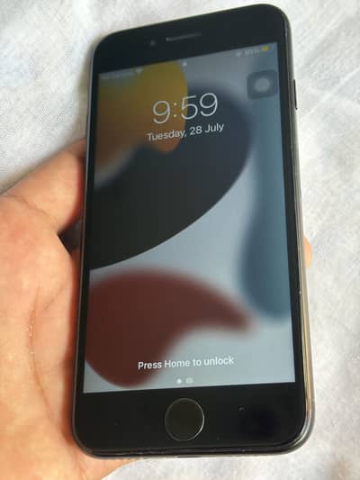 Apple iPhone 7