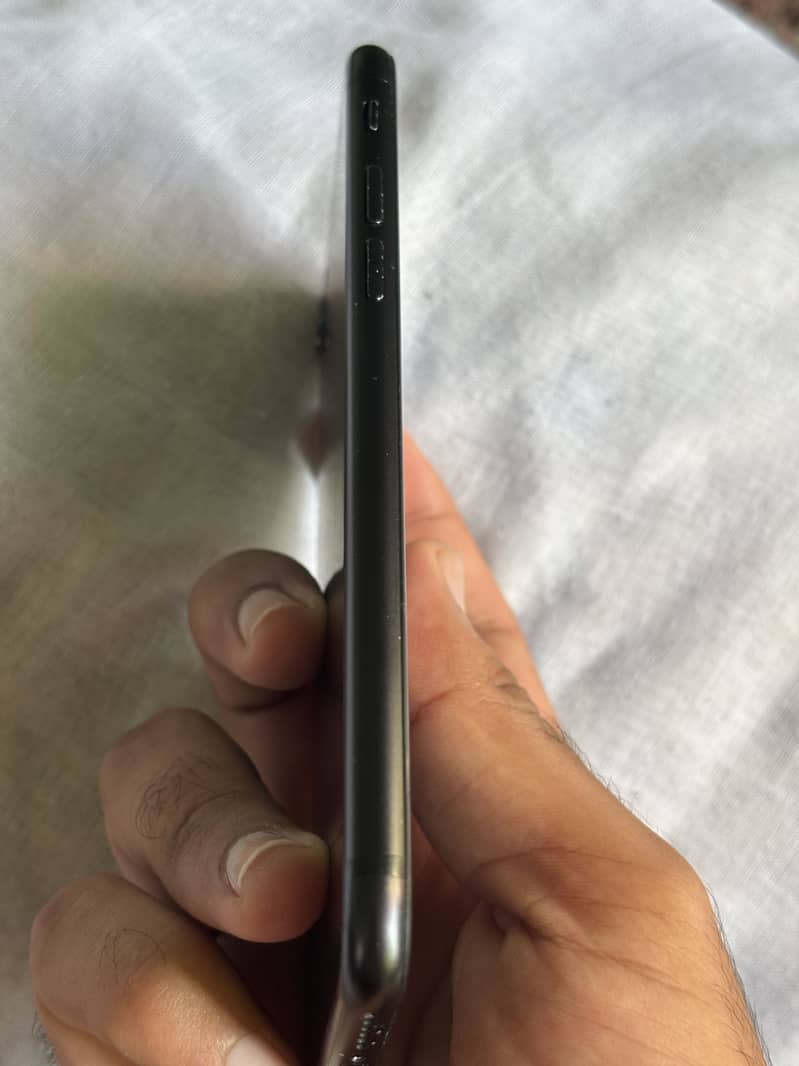Apple iPhone 7 5
