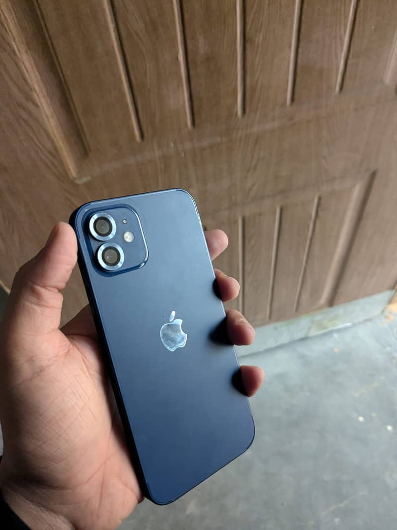 Apple iPhone 12 0