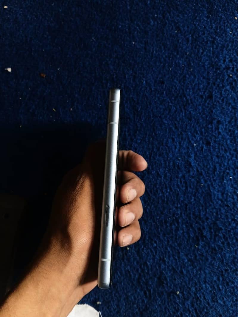 Google Pixel 7a 2