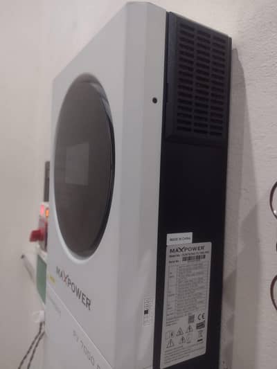 hybrid solar inverter for sale