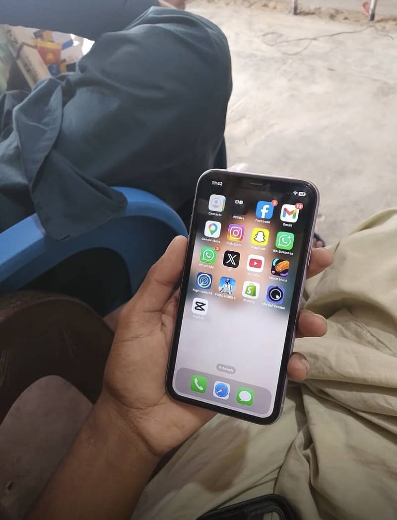 Apple iPhone 11 2