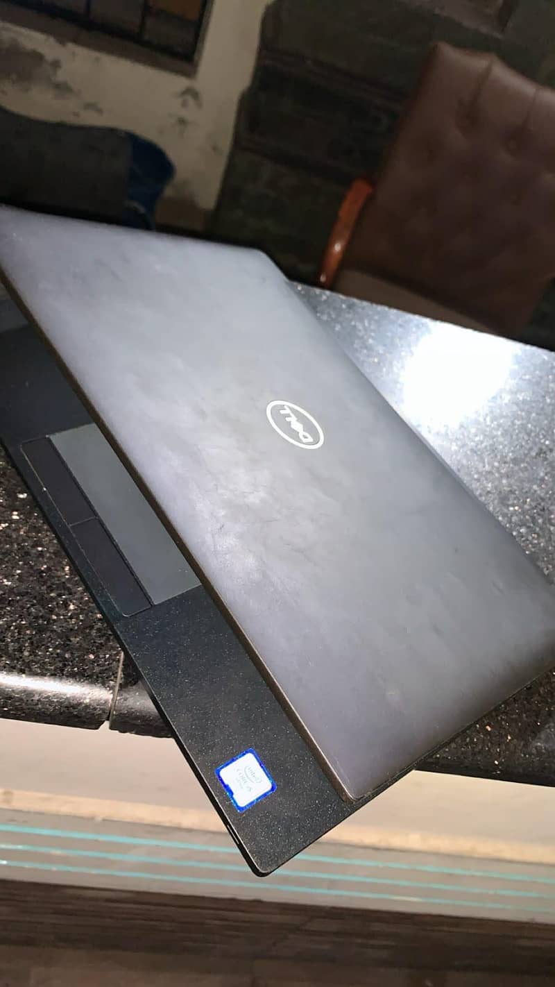 Dell Letitide Core i5 8th Gen 8Gb Ram  256 Nvme 0