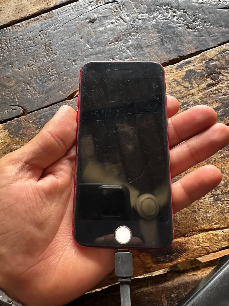 Apple iPhone 7 2