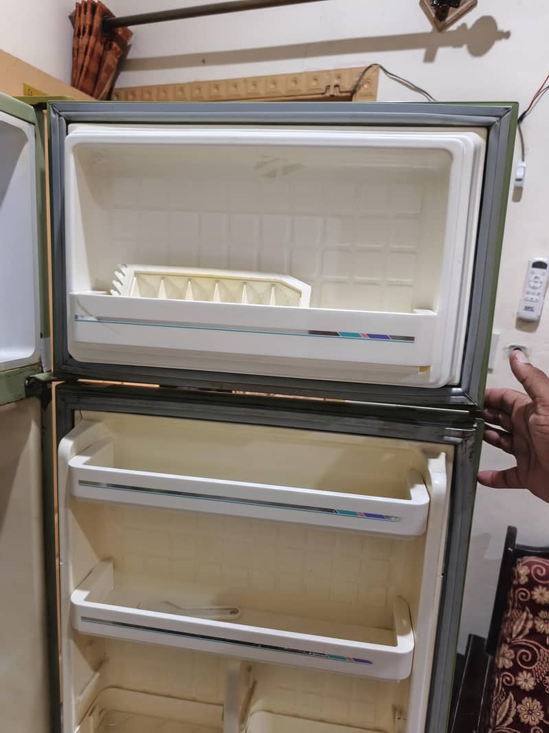 Refrigrator 1