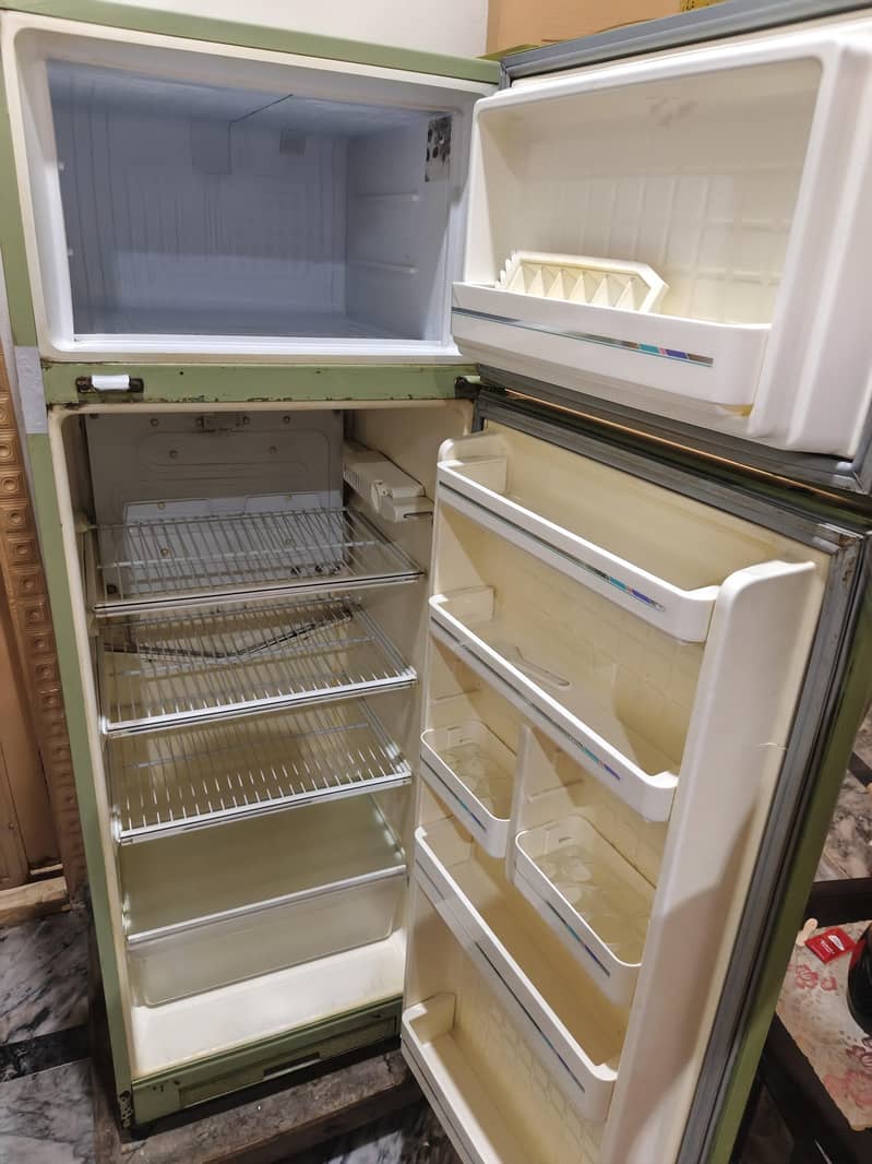 Refrigrator 5