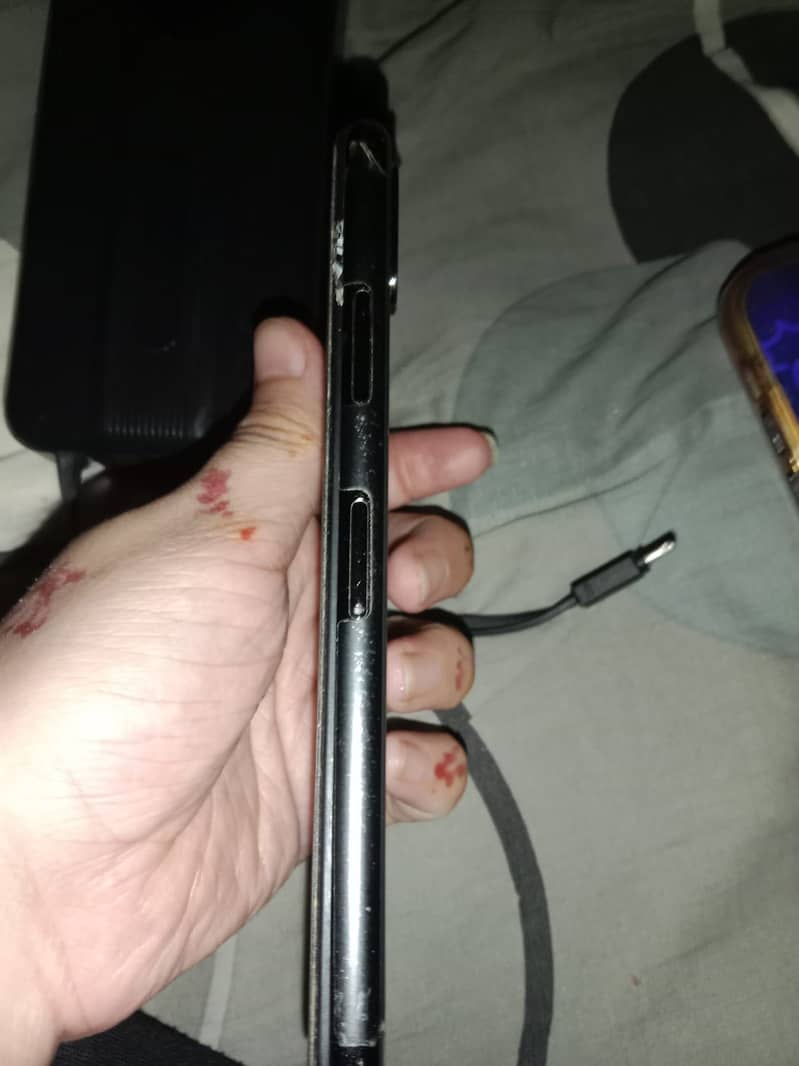 Apple iPhone X 3