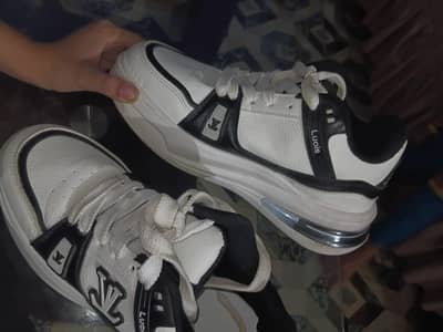 new shoes with box