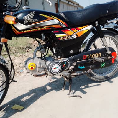 Honda cd   70   2022 modal. . . total janwan. . for sales