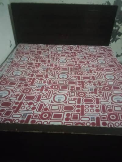King size bed