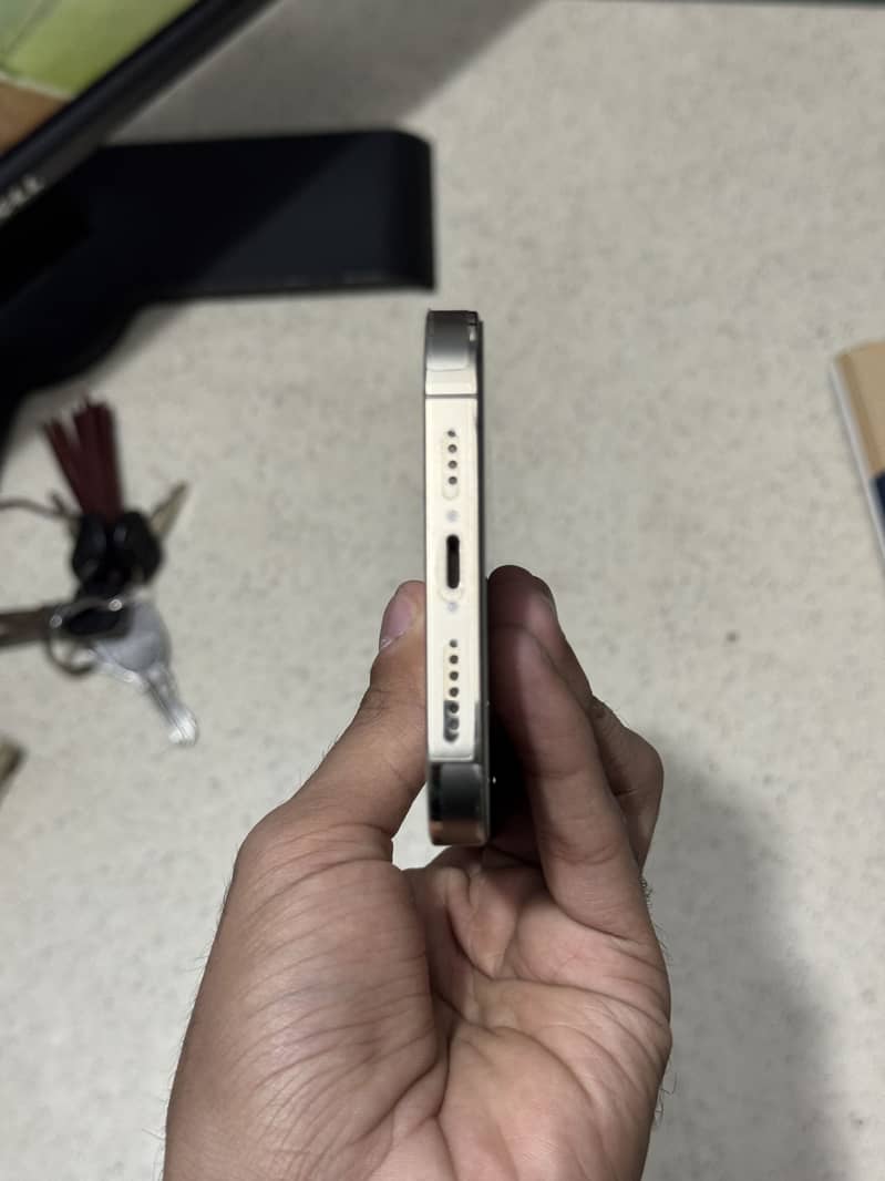Apple iPhone 15 Pro 1