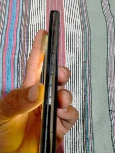 samaug a32