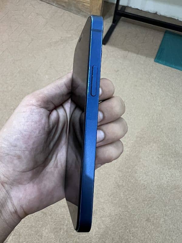 iphone 12 mini 2