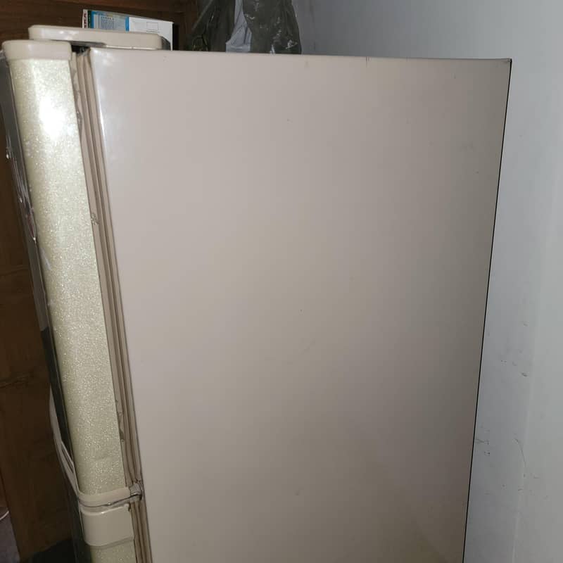 Refrigerator 3