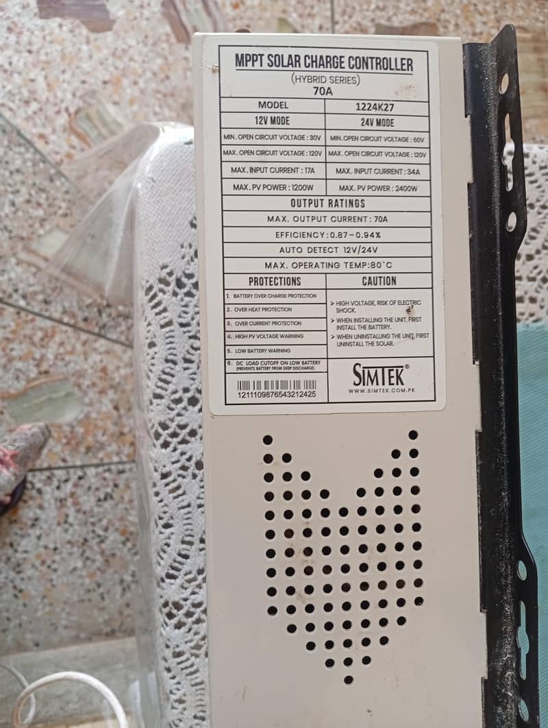solar charge controller 1