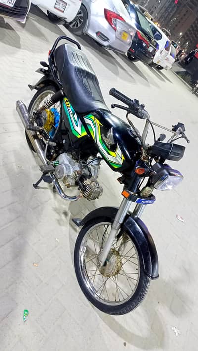 Honda CD-70 2007 model Hyderabad num 1st owner Genuine condition