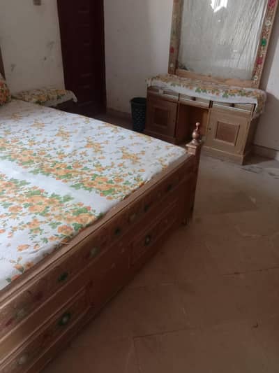 bed set and showcase dressing table