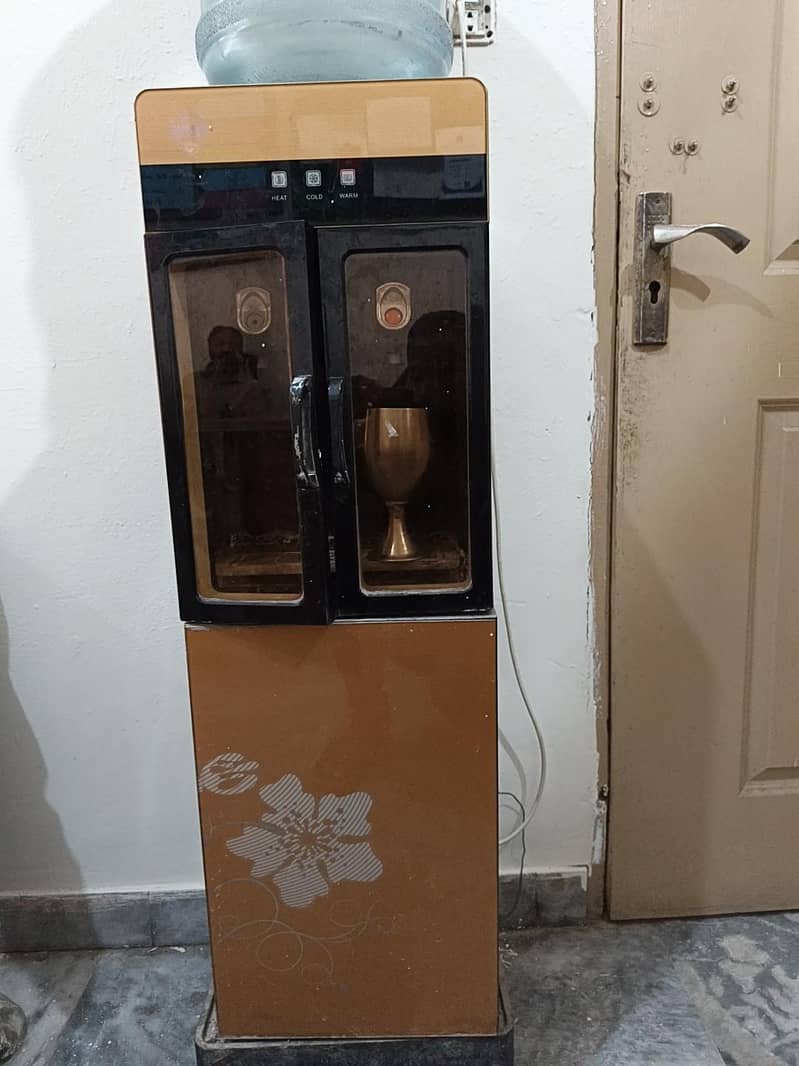 Water Dispensor 1