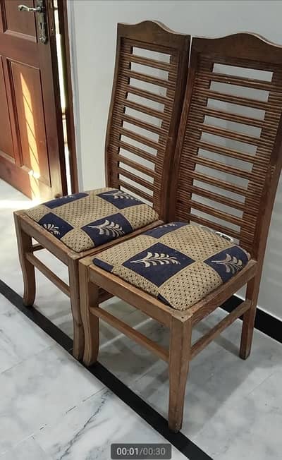 Use Dining Table with Chair