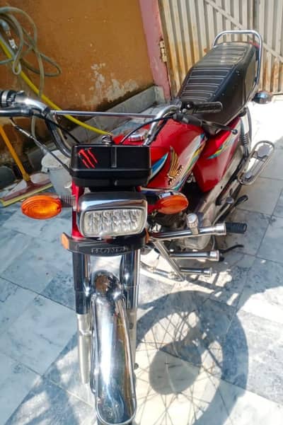 Honda CG 125 model 2018 urgent for sale 03254593620