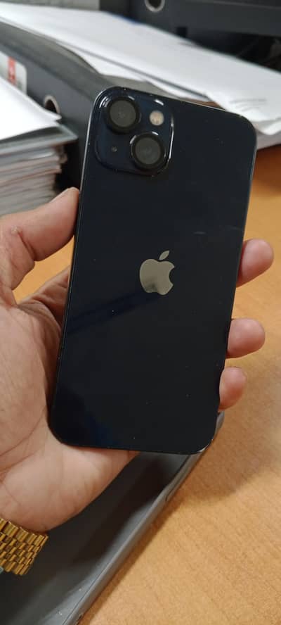Apple iPhone 13