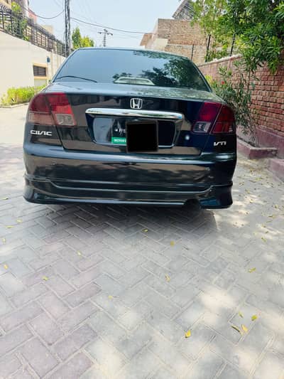 Honda Civic Oriel 2004