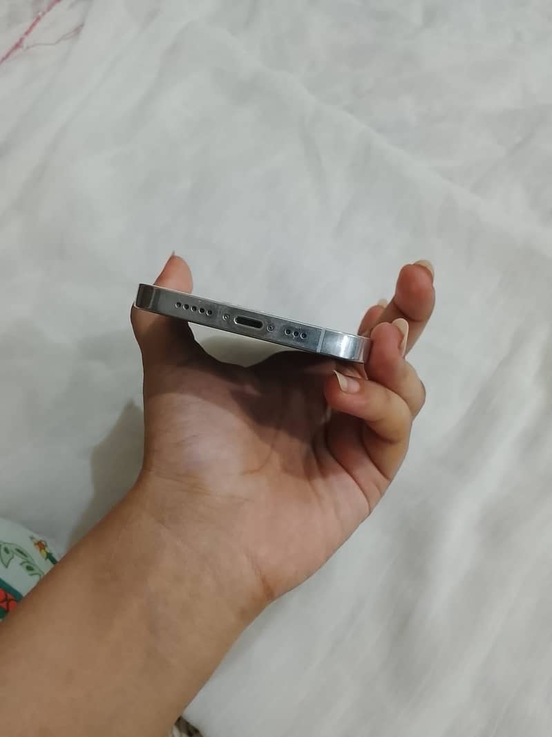 Iphone 12 pro 1