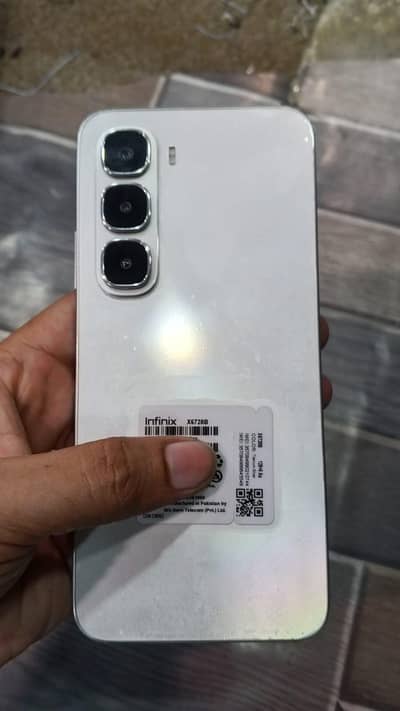 Infinix Hot 50i