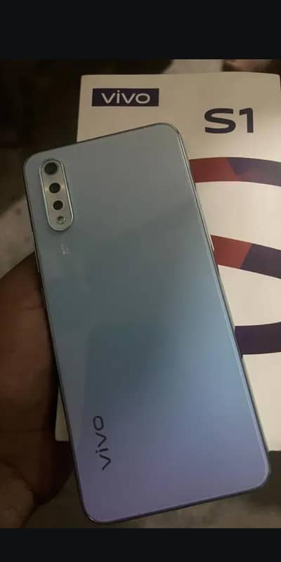 Vivo S1
