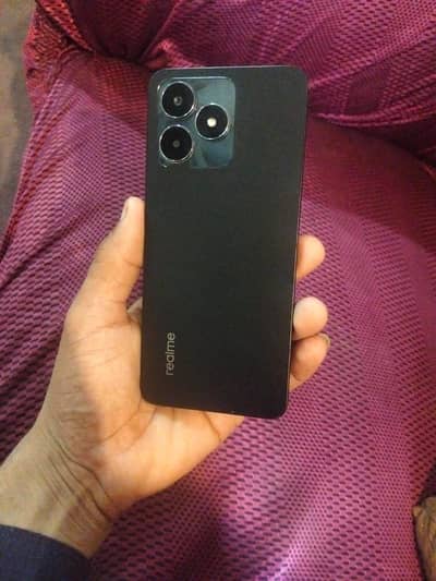 Realme C53 6/128 best looking 