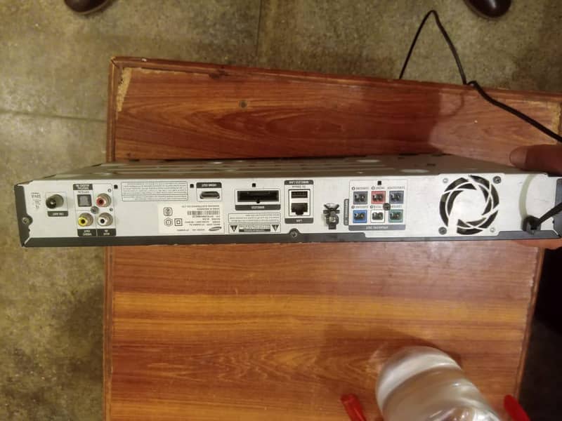 speakers 0