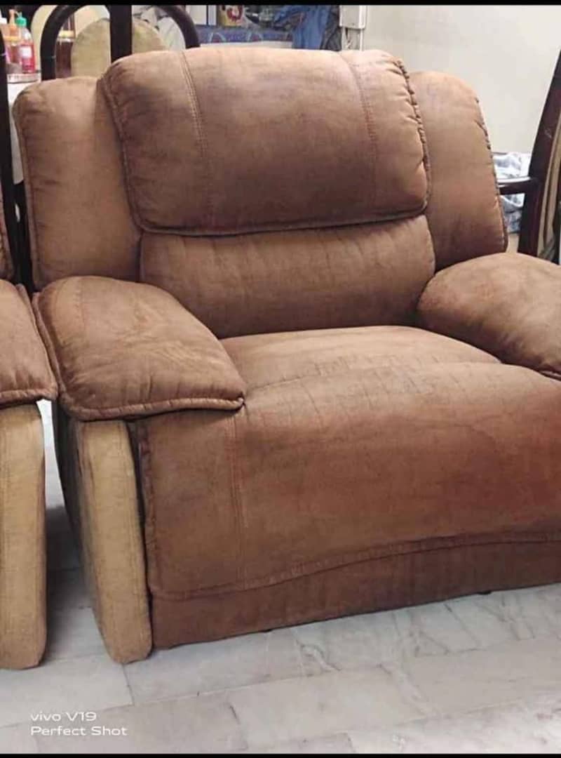 advance sofa 1